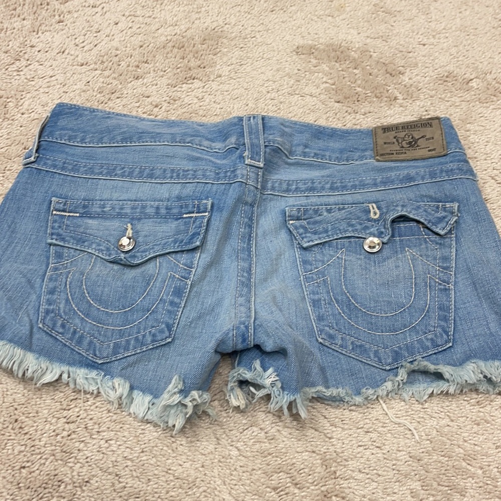 True religion size 32 cutoff shorts fringe